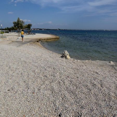 Ferien Haus Evita Auf Insel Vir - Wohnung I Zewnętrze zdjęcie