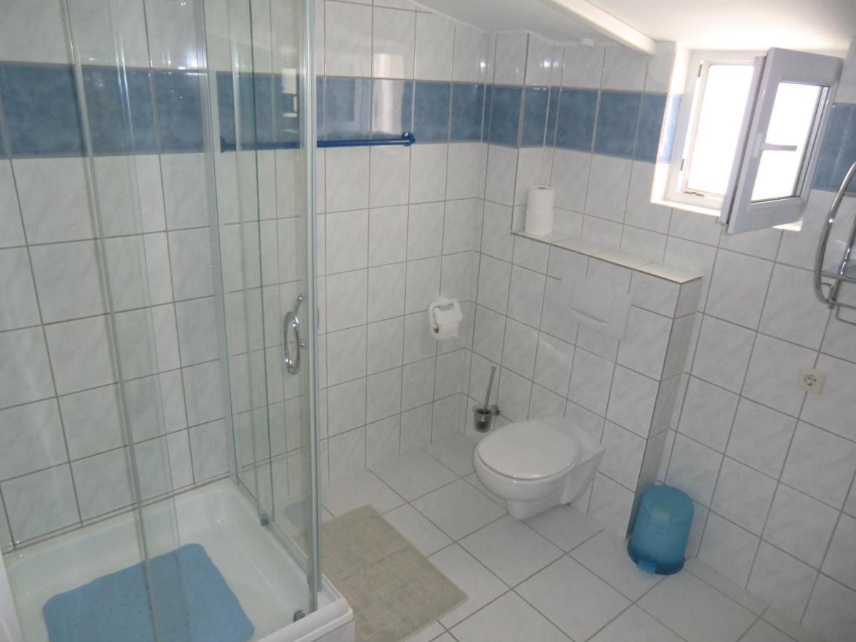 Ferien Haus Evita Auf Insel Vir - Wohnung I Zewnętrze zdjęcie
